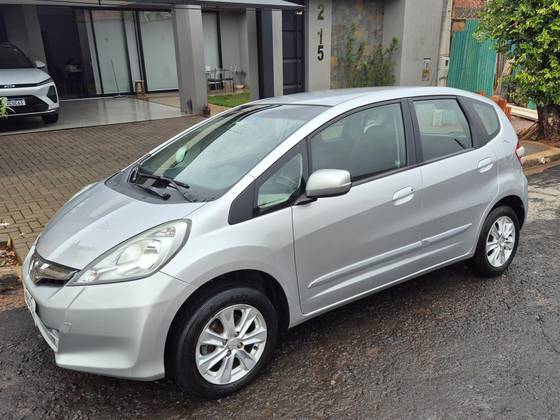 HONDA FIT 1.4 LX 16V FLEX 4P AUTOMÁTICO HONDA FIT 1.4 LX 16V FLEX 4P AUTOMÁTICO